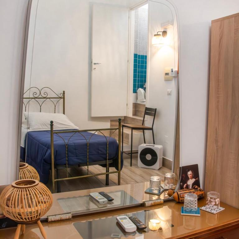 B&B Epoche' - Camera Deluxe Doppia con Letti Singoli - 17