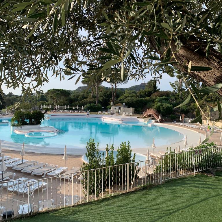 Appartement classé 4 étoiles Le Jardin sur la Mer avec PISCINES - Appartement Ressourçant végétation méditerranéenne, - Appartement 1 Chambre - Vue sur Mer - 35