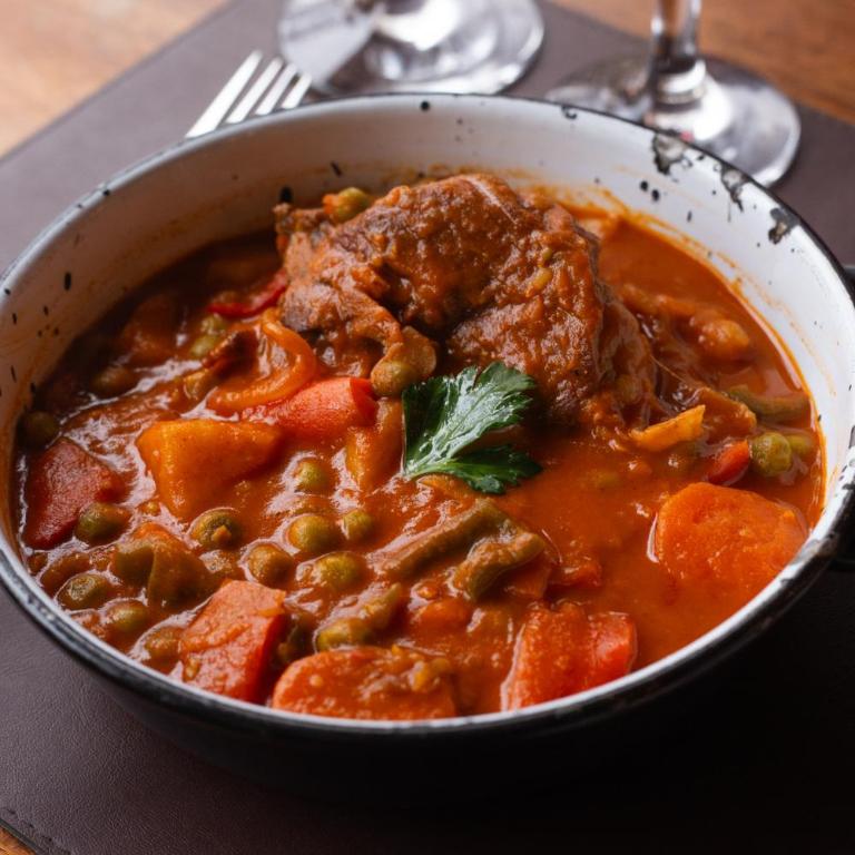 Cabaña en el bosque de Llanos del Castor - Three-Bedroom House - 5