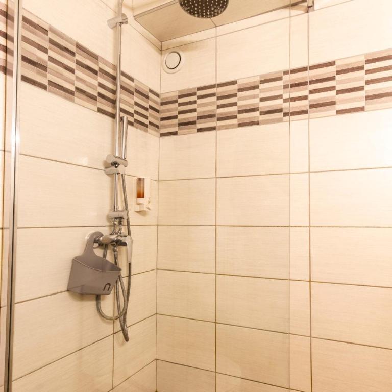 Hôtel Notre Dame - Chambre Double Confort - 6