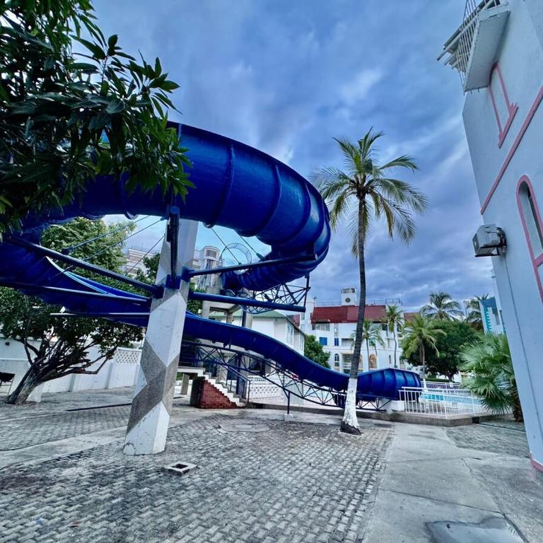 Tu Refugio Tropical Cerca al Mar - Apartamento de 2 dormitorios con balcón - 6