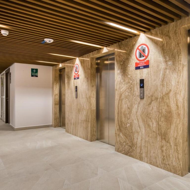 World Cup Ready, Prime Location, Walk to Downtown - One-Bedroom Apartment with Balcony and City View - 38