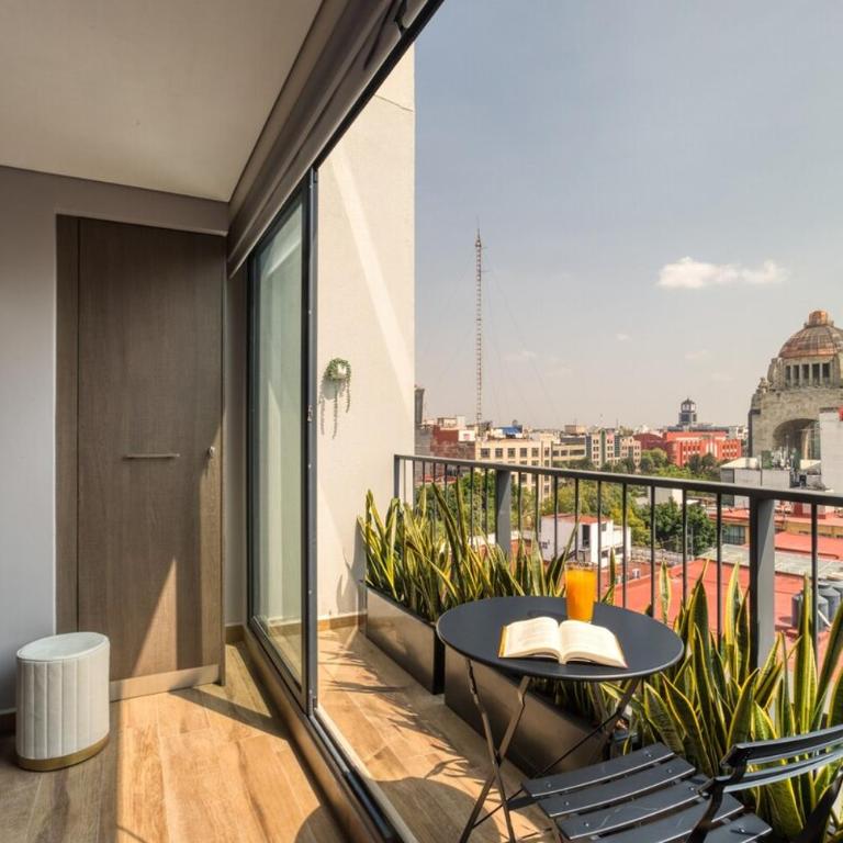 World Cup Ready, Prime Location, Walk to Downtown - One-Bedroom Apartment with Balcony and City View - 49