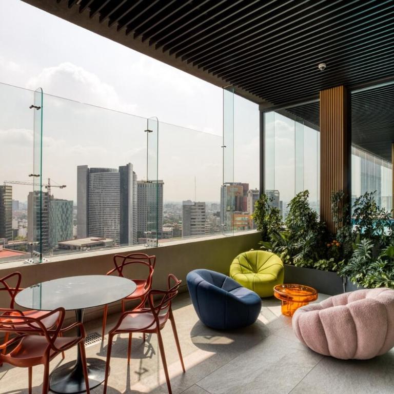 World Cup Ready, Prime Location, Walk to Downtown - One-Bedroom Apartment with Balcony and City View - 69