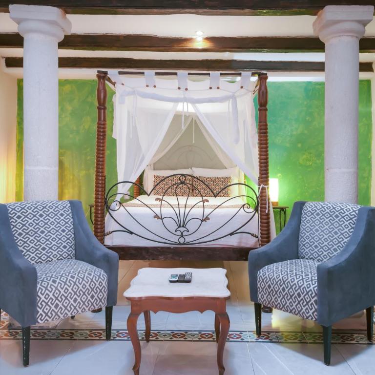 Viva Merida Hotel Boutique - Superior Triple Room - 14