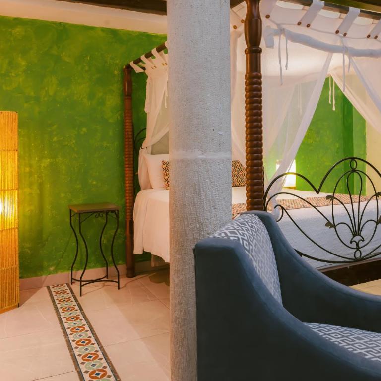 Viva Merida Hotel Boutique - Superior Triple Room - 13