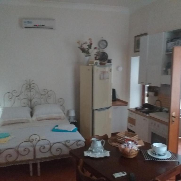 O munaciell a piazza Plebiscito con vista San Martino - Apartment mit 1 Schlafzimmer und Aussicht - 31