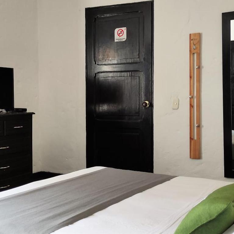 Hotel Premium Real - Habitación Doble Económica - 5