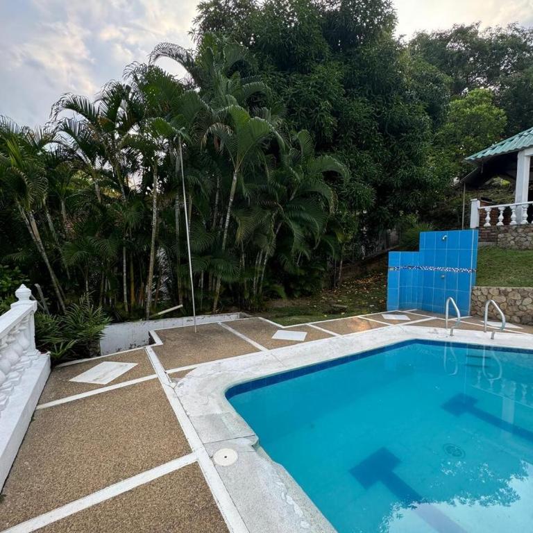 Villa con Pisicina Privada Melgar - Casa de 4 dormitorios - 5