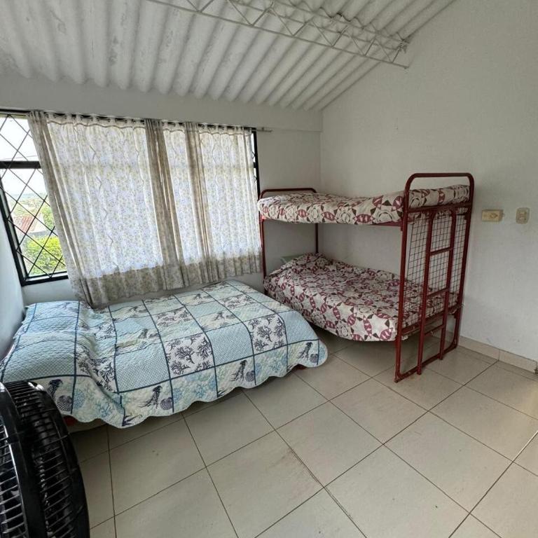 Villa con Pisicina Privada Melgar - Casa de 4 dormitorios - 14