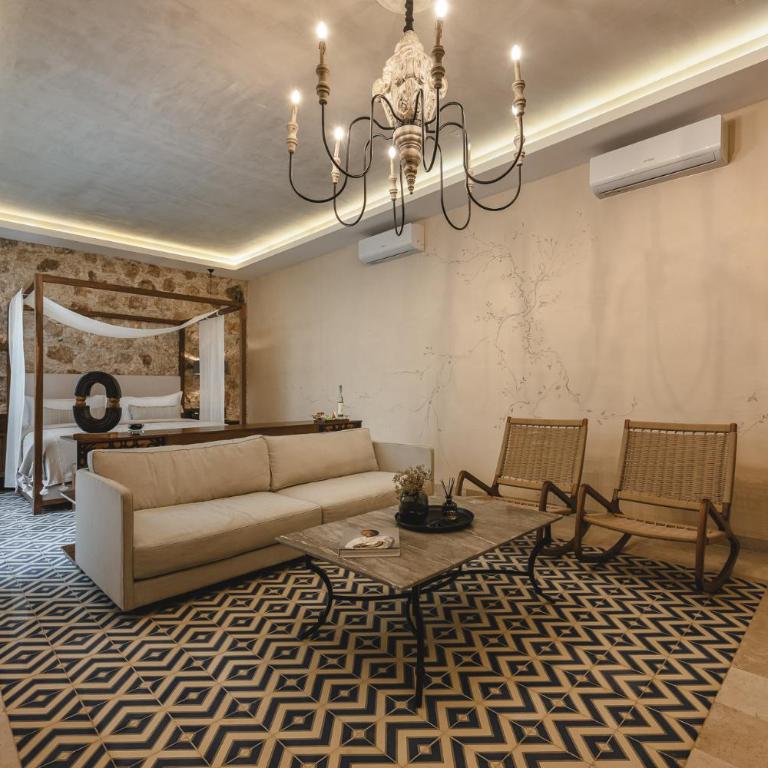 Adoro Hotel Boutique - MASTER SUITE WITH PLUNGE POOL - 1