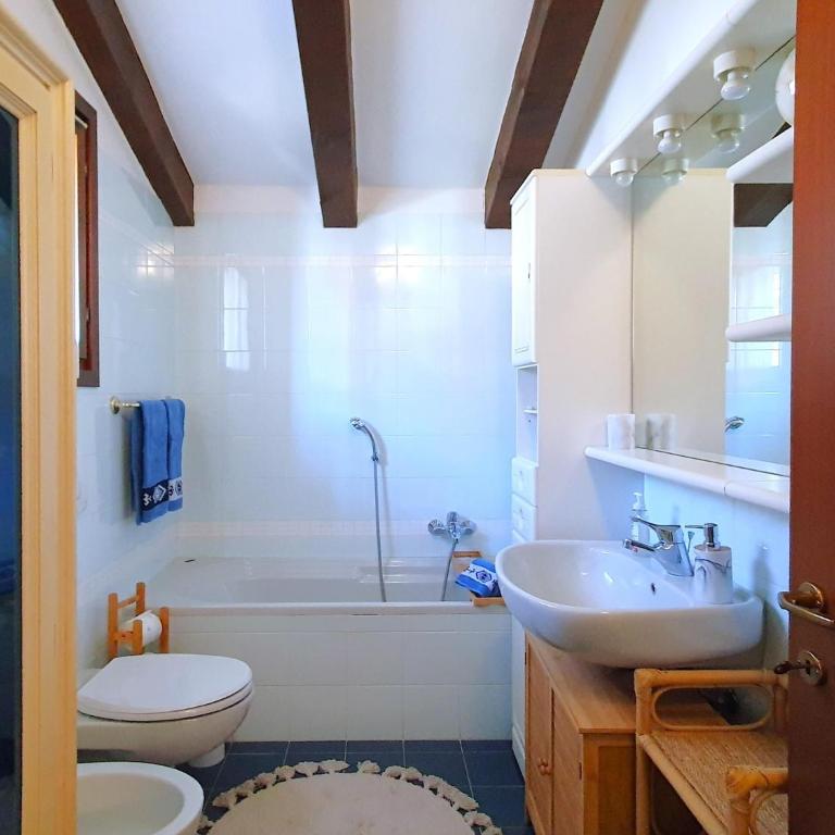 House in Luino with Green Garden and City Views - Casa Vacanze con 2 Camere da Letto - 27