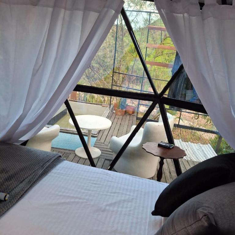 Glamping Paraiso - Deluxe Double Room with Bath - 9