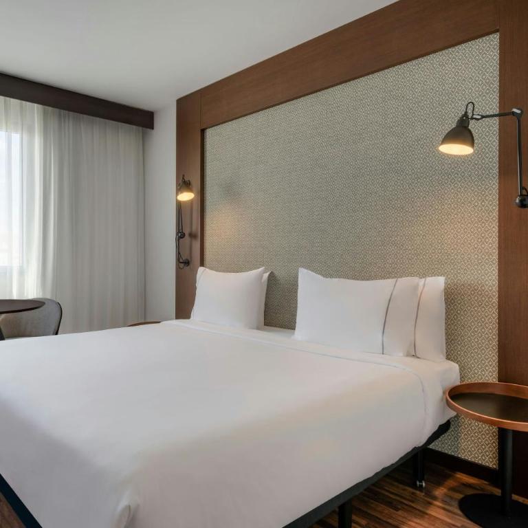 AC Hotel by Marriott Alicante - Standard Plus King, Guest room, 1 King - 1