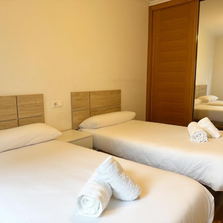 Apartamento Vigo 3Hab 6PAX WiFi PARKING Playa a 8 mins ツ by Rias Baixas Rentals - Apartamento de 3 dormitorios - 35