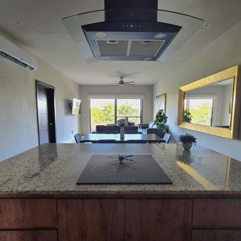 Departamento con piscina, en zona tranquila, a 12 minutos de la playa! - Apartamento de 3 dormitorios - 11