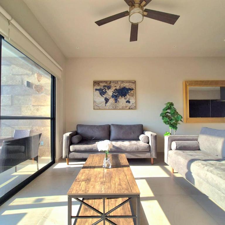 Departamento con piscina, en zona tranquila, a 12 minutos de la playa! - Apartamento de 3 dormitorios - 7