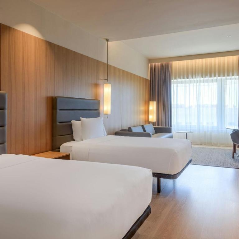 AC Hotel Diagonal L'Illa by Marriott - Superior Twin Room - 4