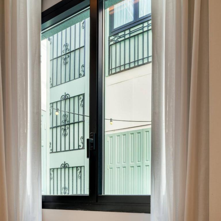 Cotton House Hotel, Autograph Collection - Deluxe Double Room - 2