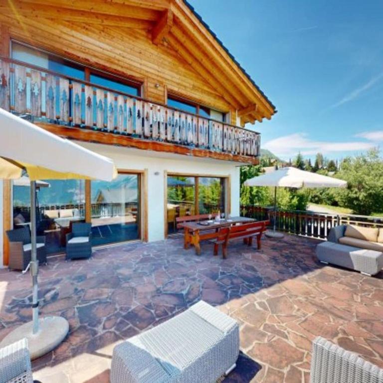 Tranquil chalet with balcony - Chalet Superior - 1