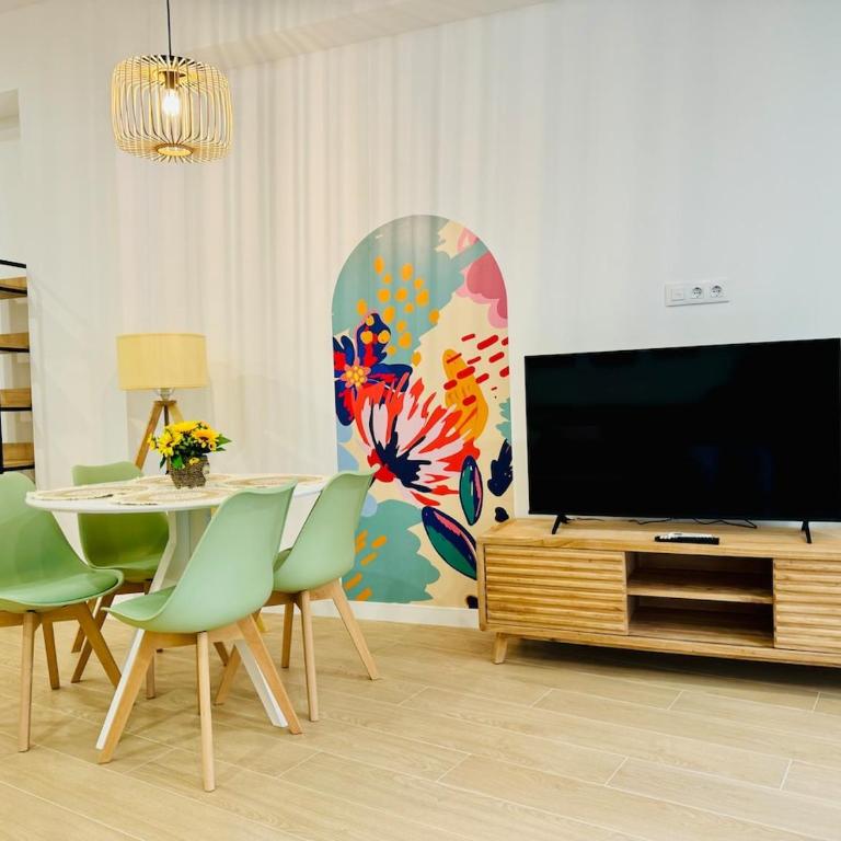 LOFT 2 - Space & Conform Close To Center - One-Bedroom Apartment - 3