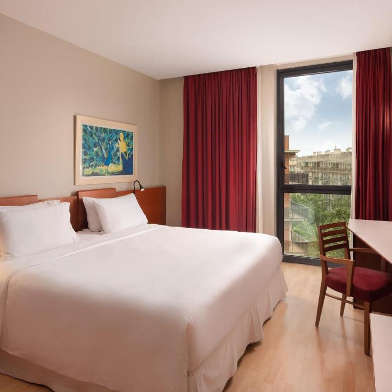 Four Points by Sheraton Barcelona Diagonal - Classic King Room - 3