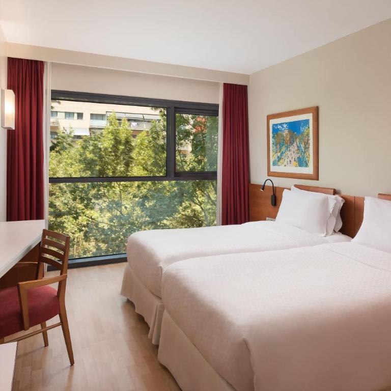 Four Points by Sheraton Barcelona Diagonal - Classic Room with 2 Twin Beds - 4