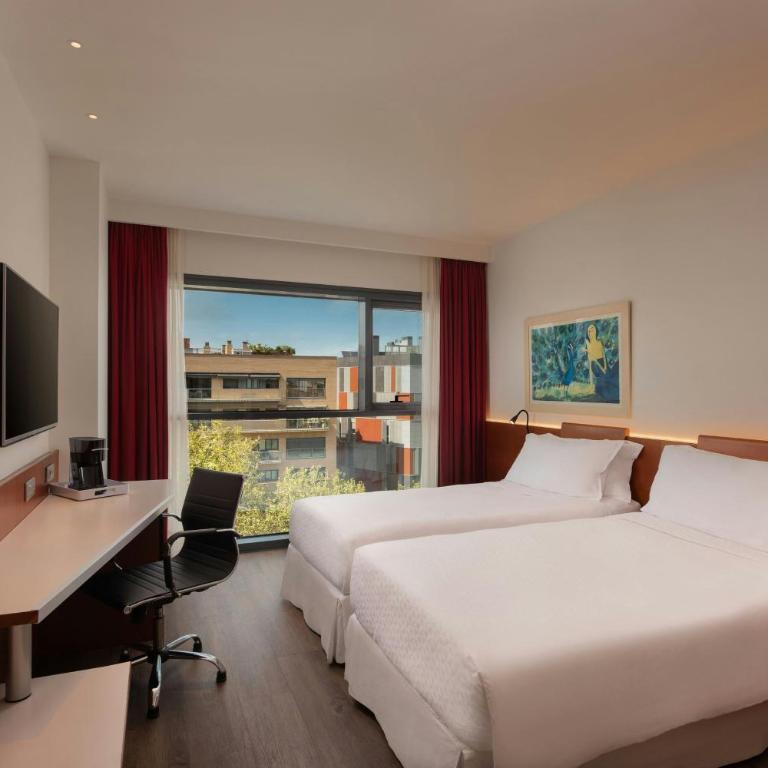 Four Points by Sheraton Barcelona Diagonal - Classic Room with 2 Twin Beds - 1