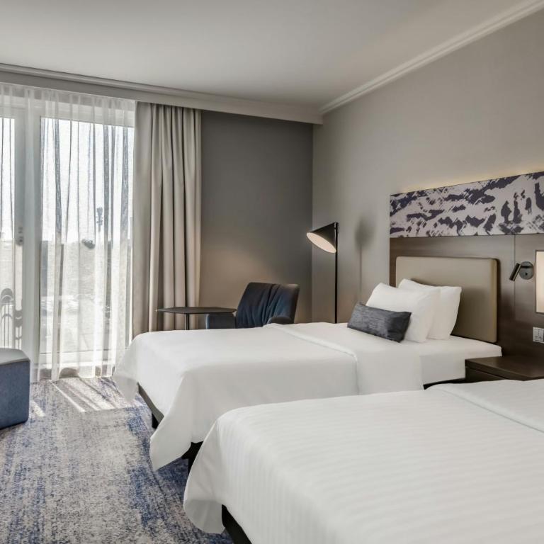 Courtyard by Marriott Linz - Deluxe Zimmer mit 2 Einzelbetten - 1