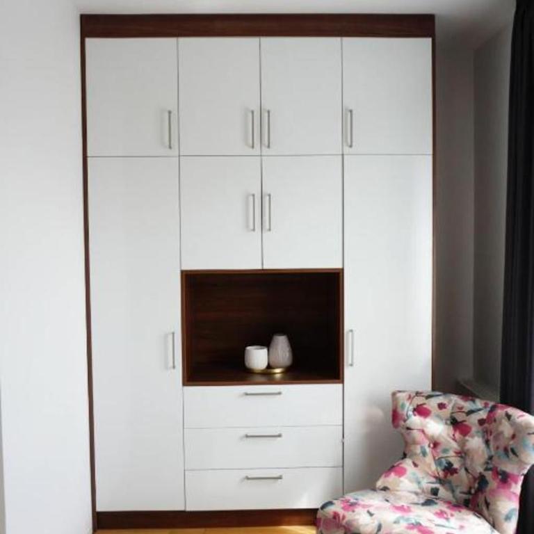 ILiDZA SKY - Deluks Apartman sa 2 Spavaće Sobe i Balkonom - 7