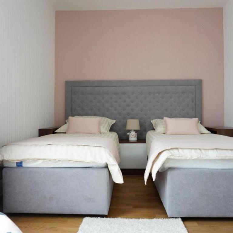 ILiDZA SKY - Deluks Apartman sa 2 Spavaće Sobe i Balkonom - 9