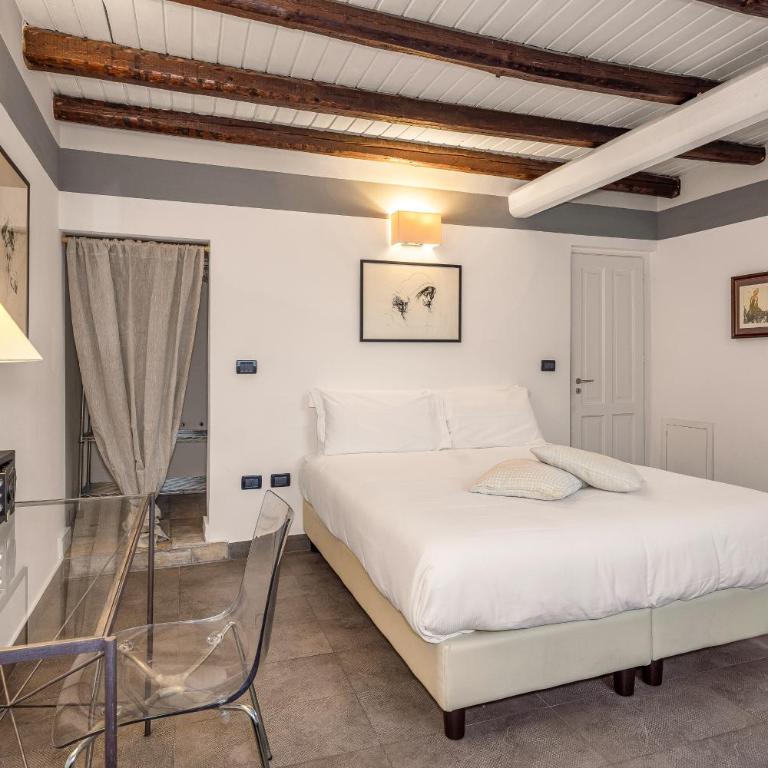 Palazzo Sant'Agostino - Quadruple Room with Garden View - 5