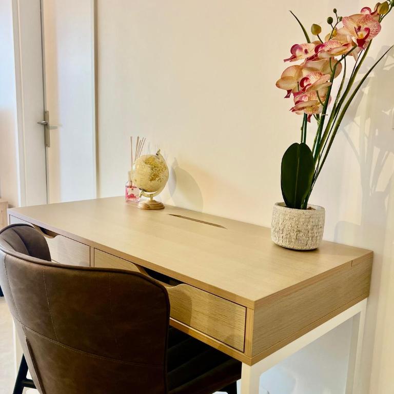 Appartement Cosy, Calme et Climatisé proche centre - Appartamento - 14