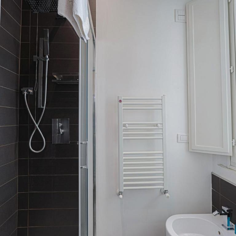 APT DELUXE in THE HEART OF CITY - Appartamento con 1 Camera da Letto - 17