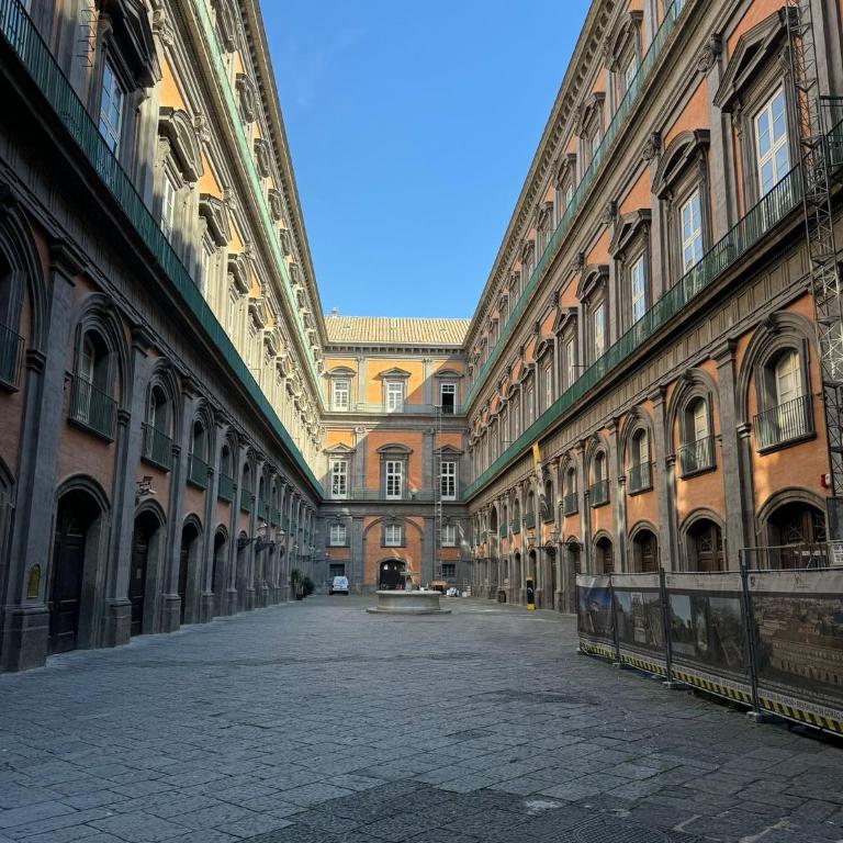 Casa D10S Napoli centro quartieri spagnoli - Two-Bedroom Apartment - 8