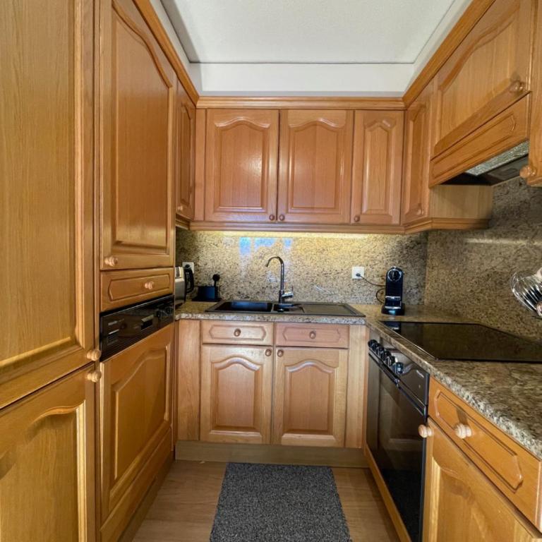 Cosy Rooftop Downtown Crans-Montana with Stunning View and Swimming Pool - Appartement 2 Chambres - 20