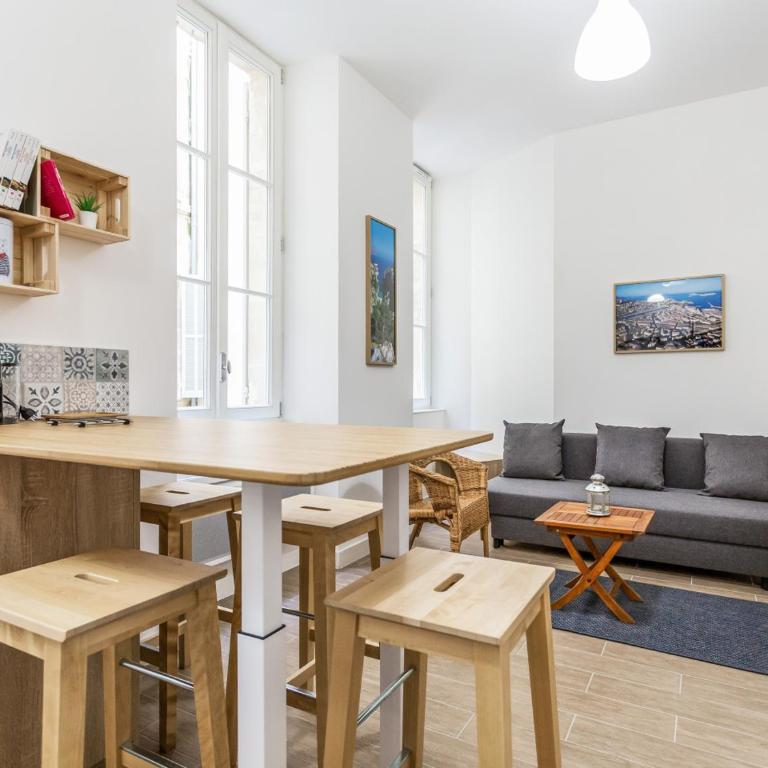 L'Escapade Marseillaise T2 Moderne avec Cuisine Équipée et à 5 min du Vieux-Port - Appartement 2 Chambres - 6