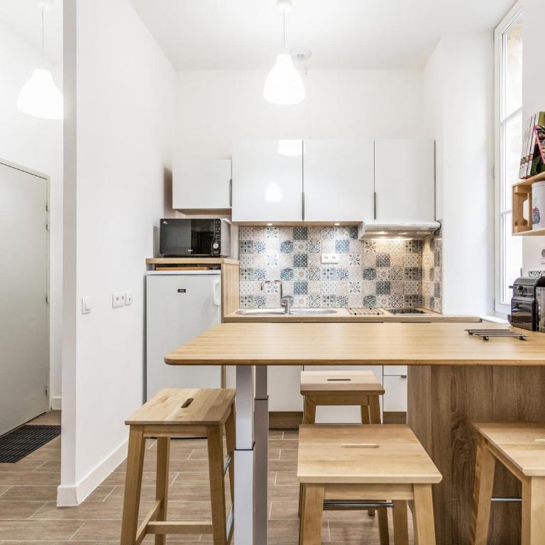 L'Escapade Marseillaise T2 Moderne avec Cuisine Équipée et à 5 min du Vieux-Port - Appartement 2 Chambres - 10