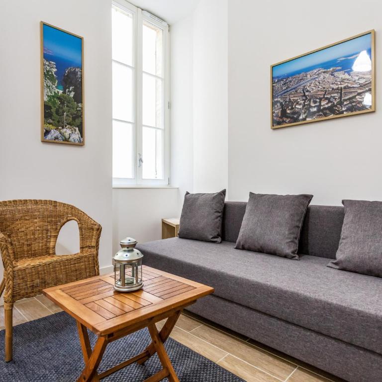 L'Escapade Marseillaise T2 Moderne avec Cuisine Équipée et à 5 min du Vieux-Port - Appartement 2 Chambres - 1