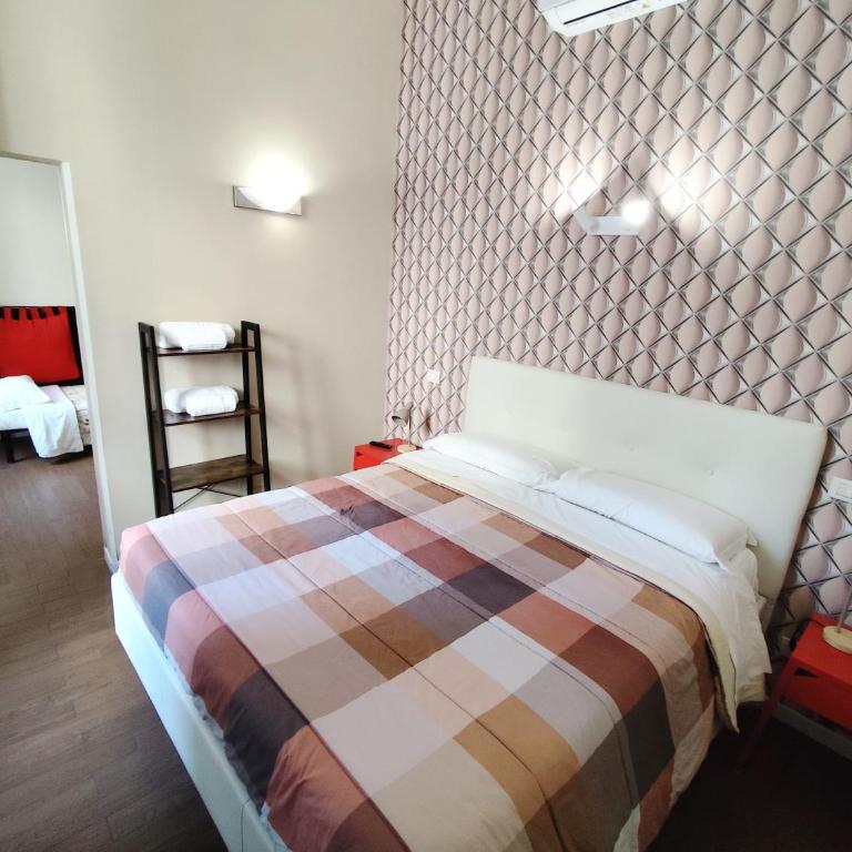 Milazzo23 Guesthouse - Camera Tripla Comfort - 1