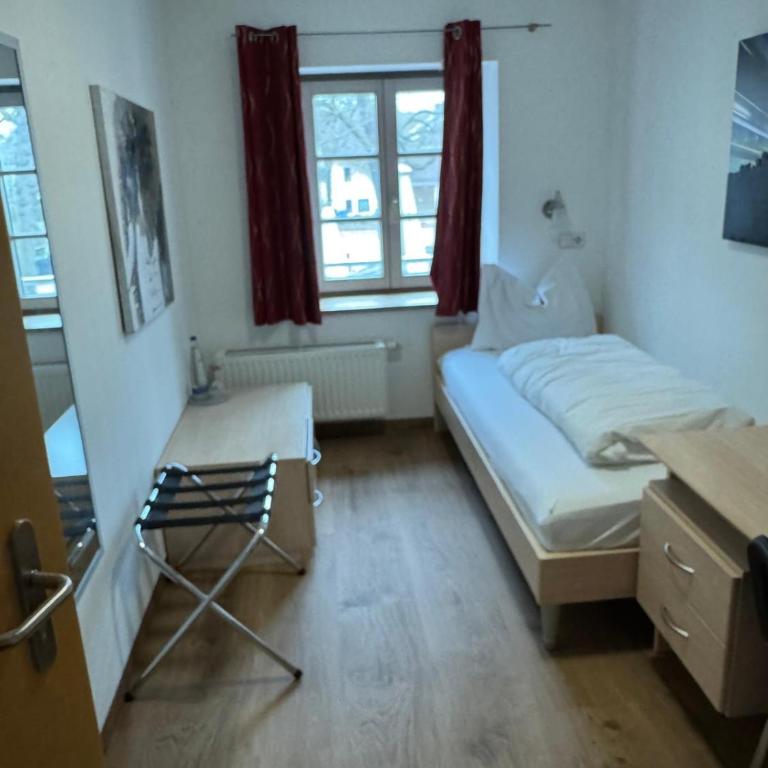Hotel Restaurant Zum Wendelwirt - Standard Einzelzimmer - 5