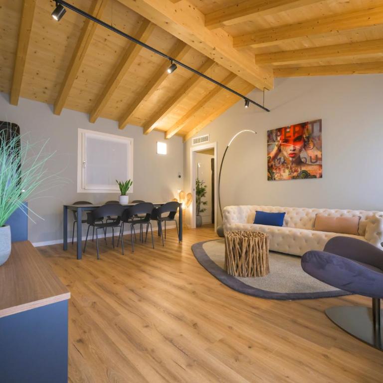 La Còrt Apartments - Number 5 - Appartamento con 2 Camere da Letto - 1