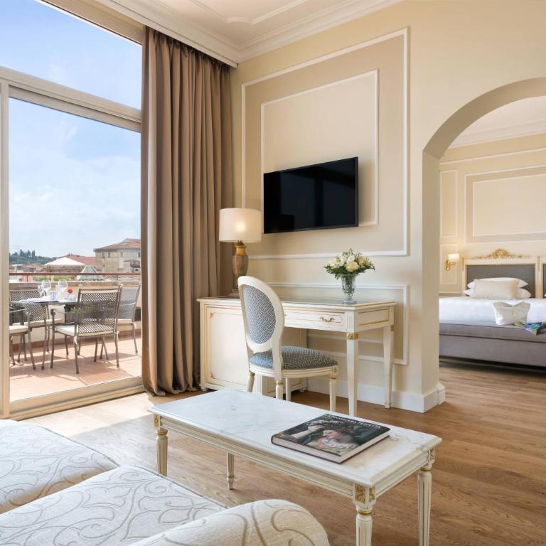 Sina Villa Medici, Autograph Collection - Suite Florence con 1 Letto King-Size, Vasca Idromassaggio e Balcone - 2