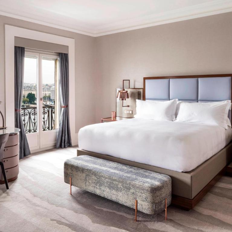 The Ritz-Carlton Hotel de la Paix, Geneva - Chambre Premium Lit King-Size - Vue Frontale sur Lac - 4