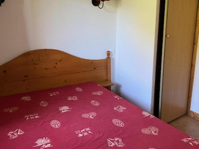 Appt 5 pers au pied des pistes FLUMET, PISCINE terrasse, parking,wifi - Appartement 2 Chambres - 8