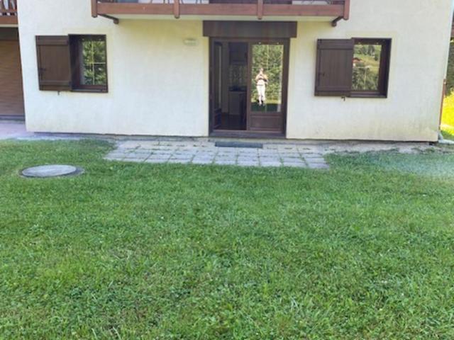 Appt 5 pers au pied des pistes FLUMET, PISCINE terrasse, parking,wifi - Appartement 2 Chambres - 12