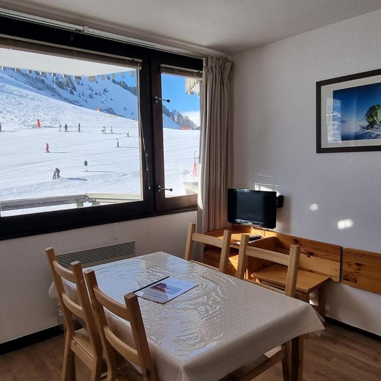 Studio fonctionnel ski aux pieds, accès direct pistes - Studio - 9