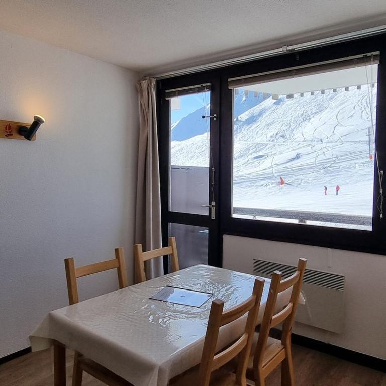 Studio fonctionnel ski aux pieds, accès direct pistes - Studio - 11