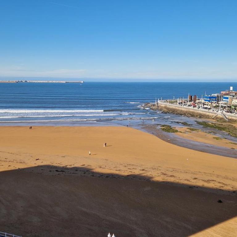 Espectacular piso 1ª Linea de Playa - Apartamento Superior de 2 dormitorios - 1