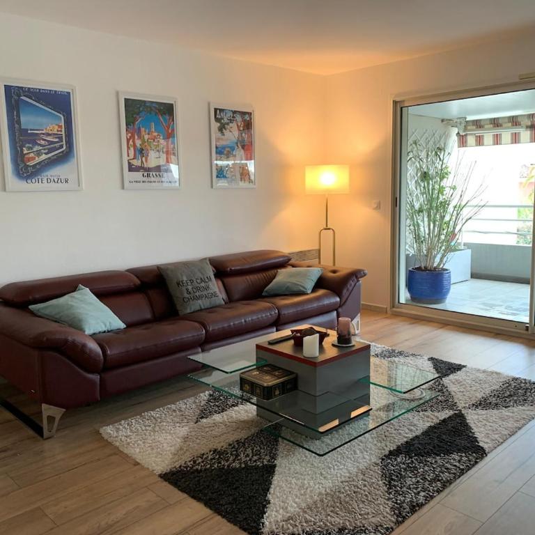Charmant 3 pièces vue mer - Appartement 2 Chambres avec Terrasse et Vue sur la Mer - 1
